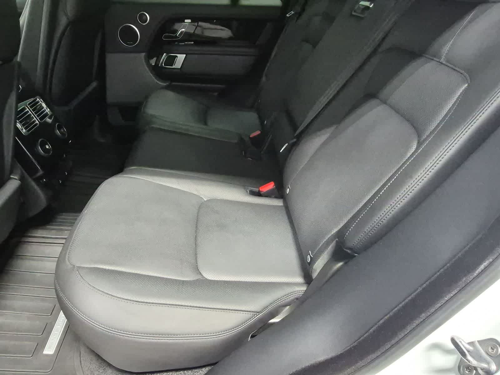 Thumbnail: 2018 Land Rover Range Rover - 20