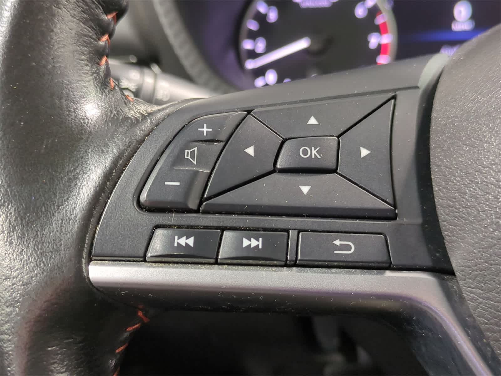 Thumbnail: 2023 Nissan Sentra - 23