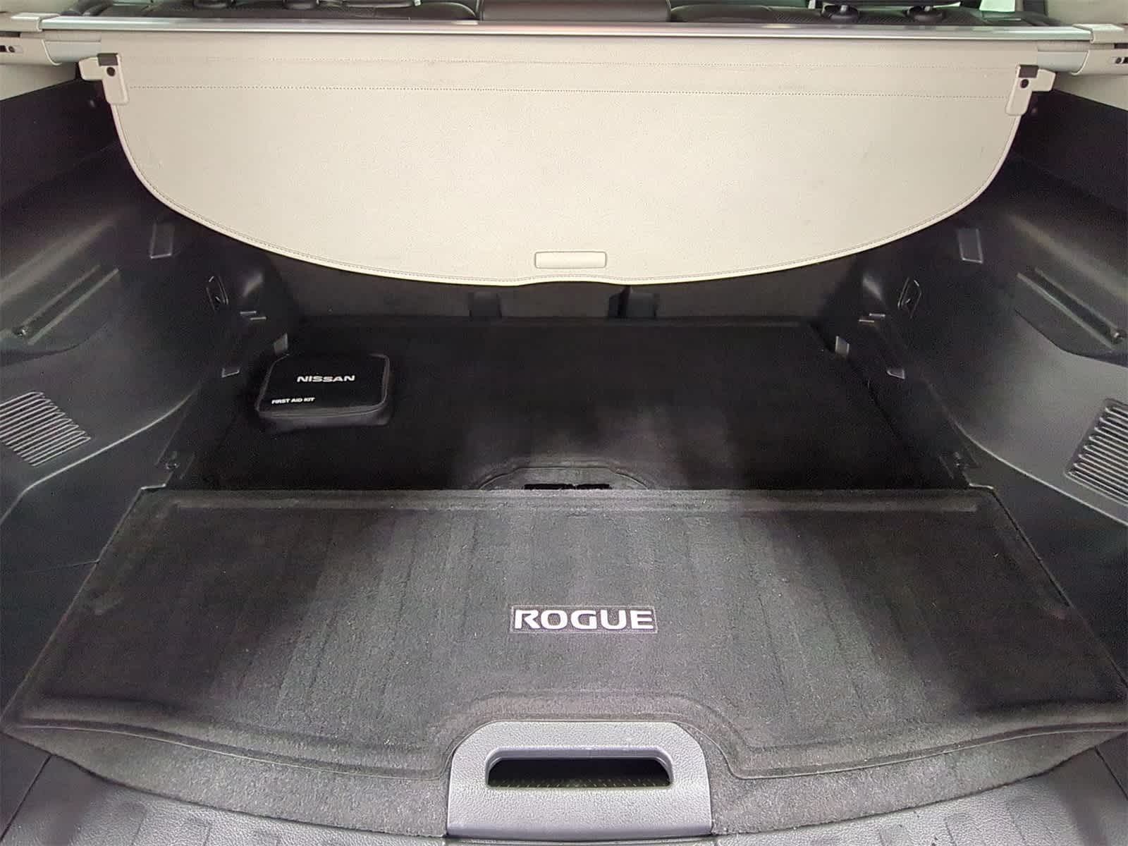 Thumbnail: 2020 Nissan Rogue - 37