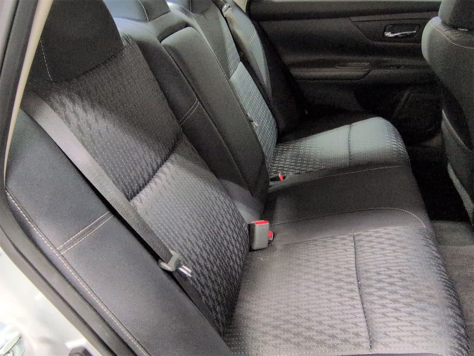 Thumbnail: 2017 Nissan Altima - 21