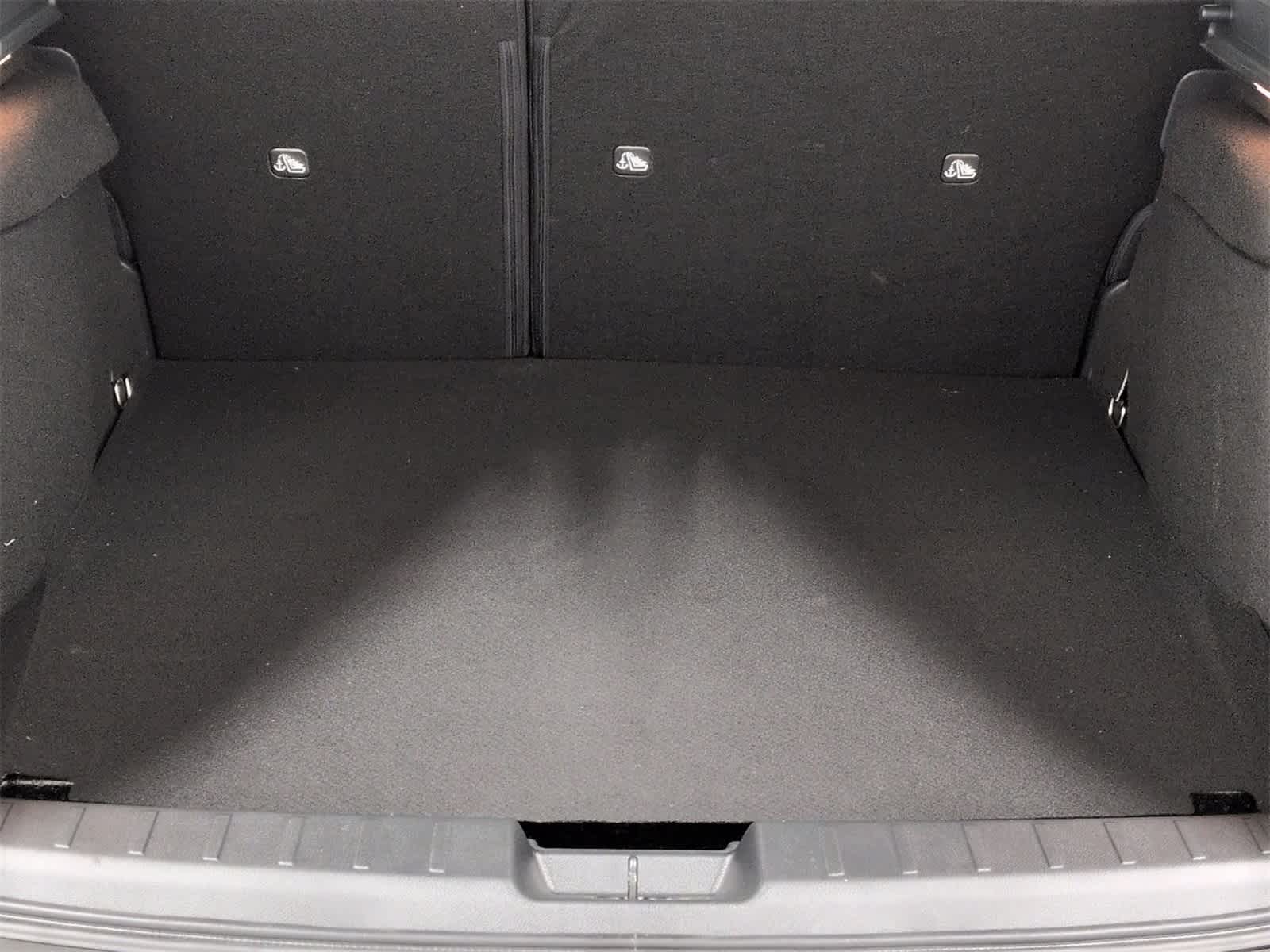 Thumbnail: 2026 Nissan Kicks - 36