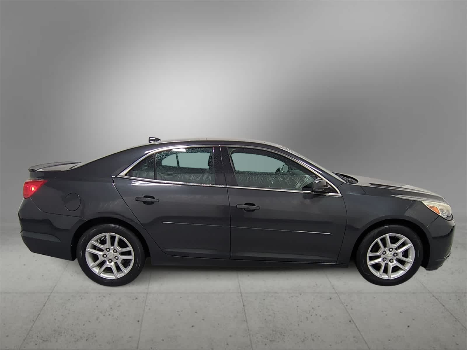 Thumbnail: 2014 Chevrolet Malibu - 9