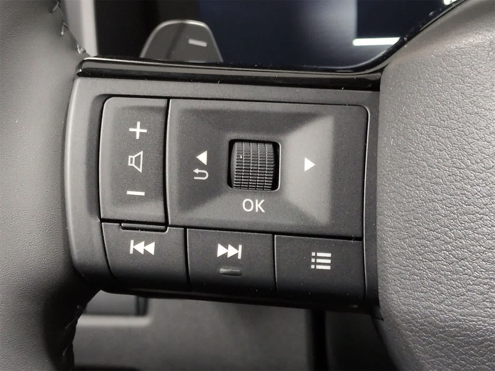 Thumbnail: 2026 Nissan Rogue - 26