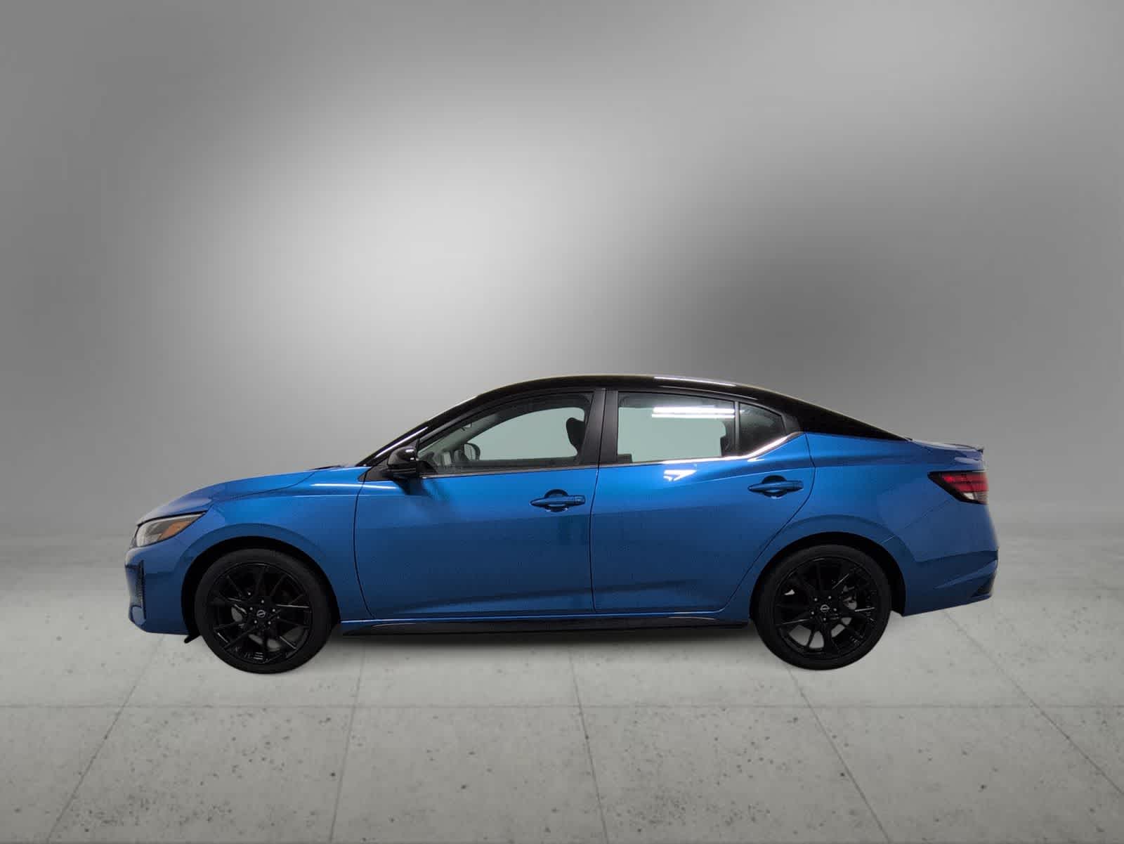 2025 Nissan Sentra SR - Photo 5