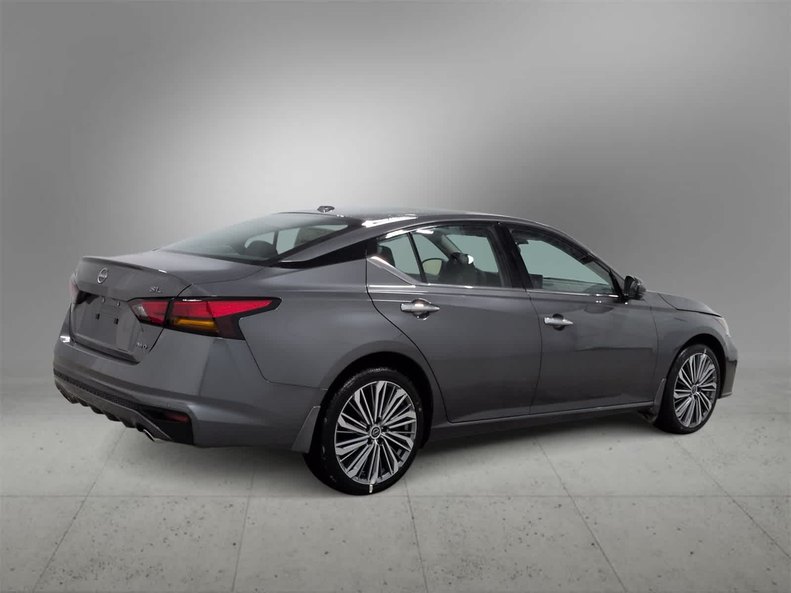 Thumbnail: 2025 Nissan Altima - 8