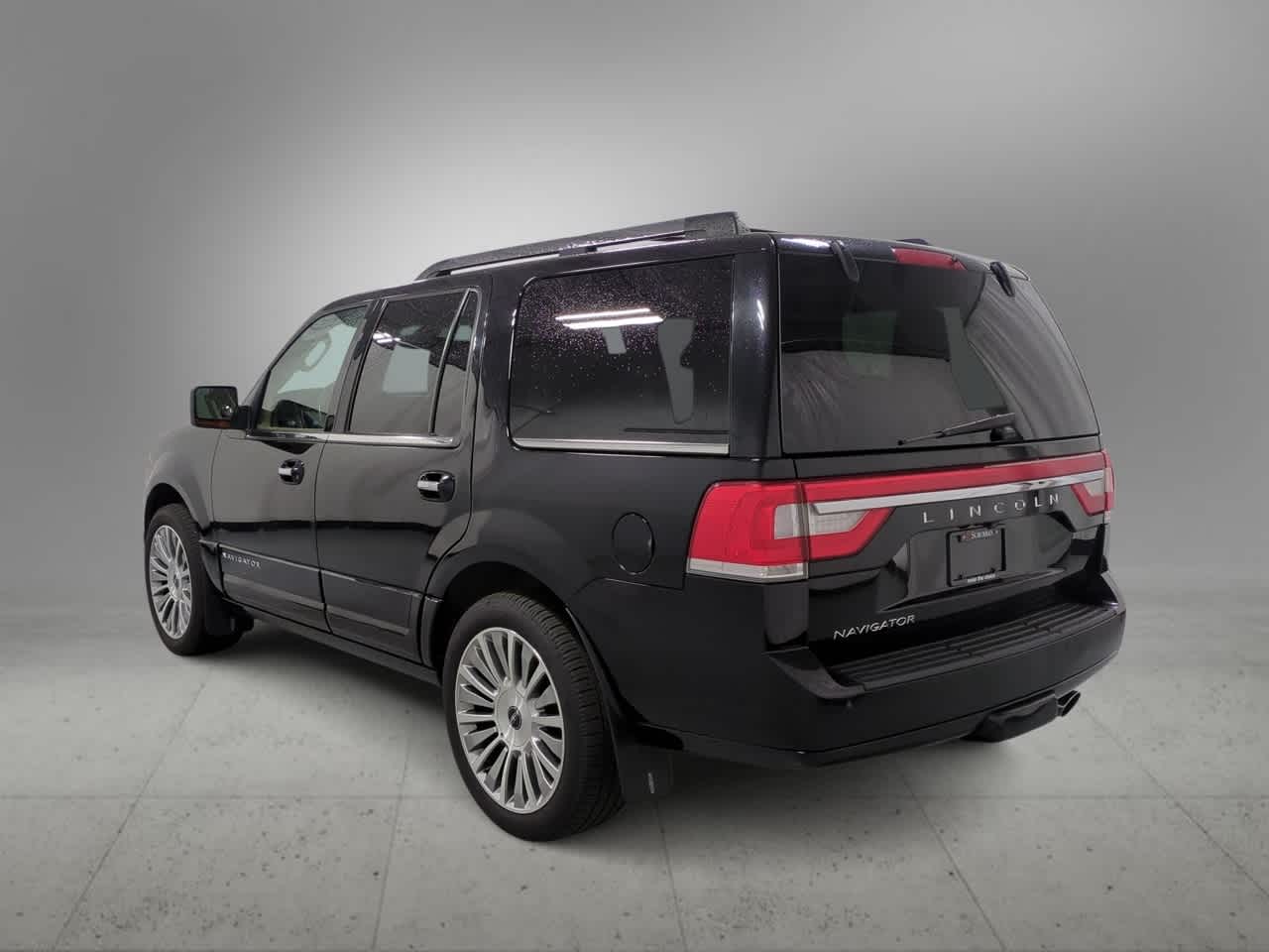 Thumbnail: 2017 Lincoln Navigator - 6