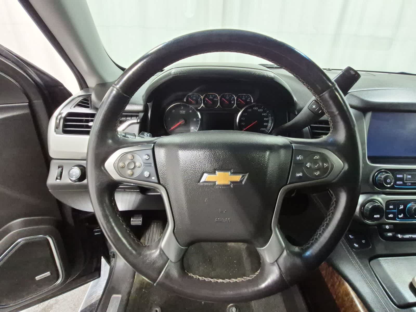 Thumbnail: 2016 Chevrolet Suburban - 24