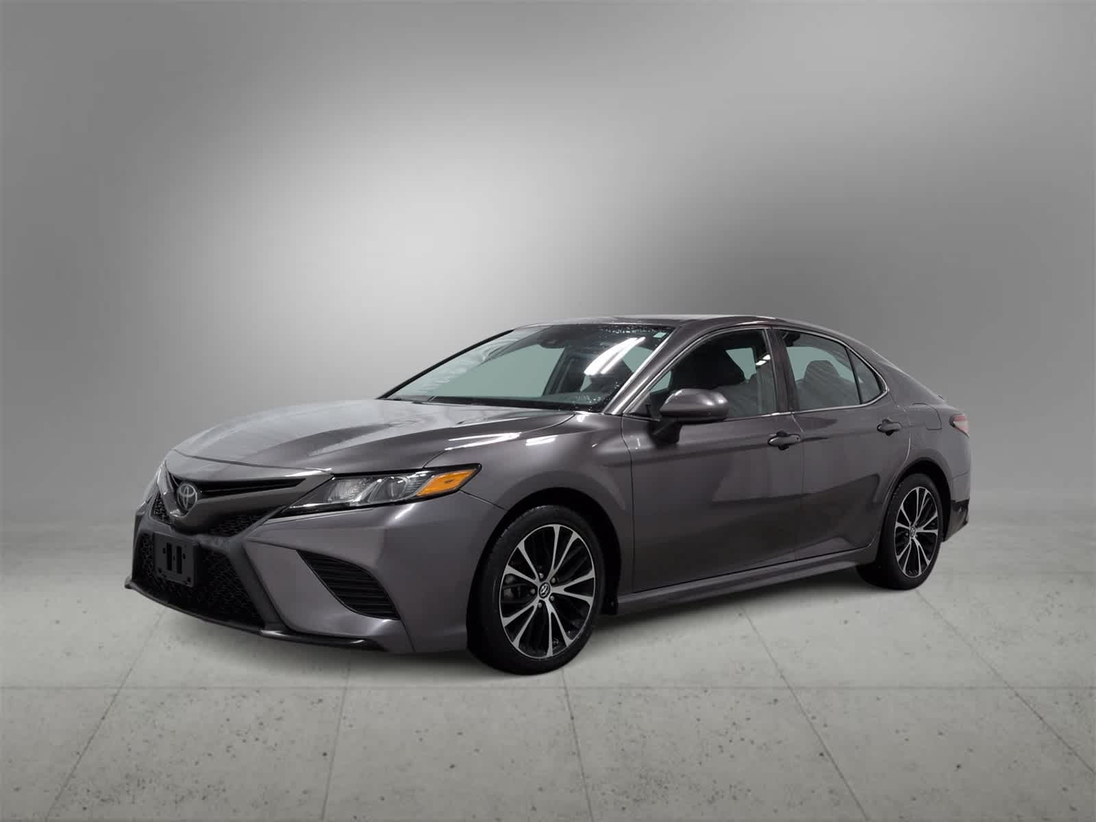 Thumbnail: 2019 Toyota Camry - 4