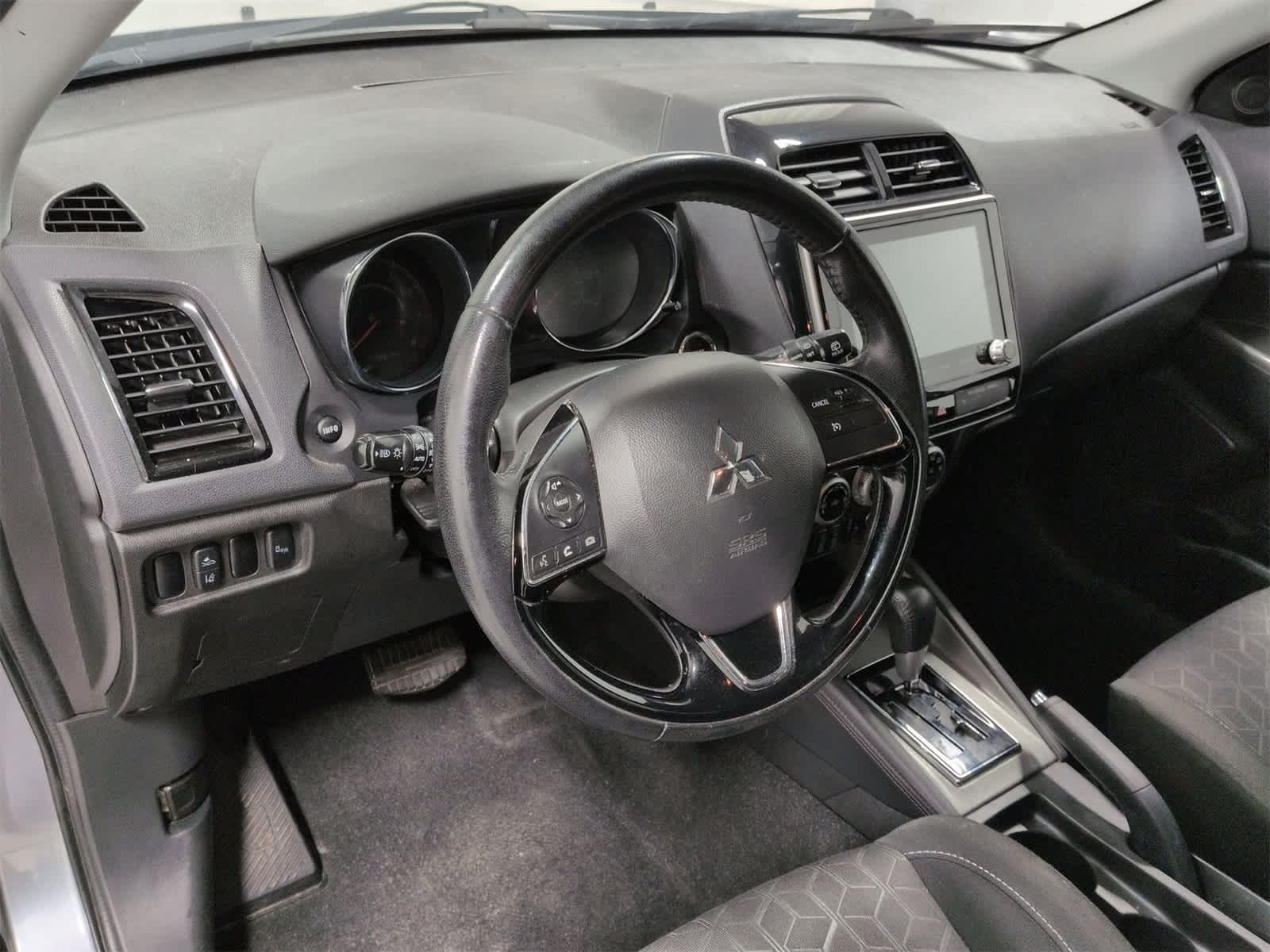 Thumbnail: 2020 Mitsubishi Outlander Sport - 10