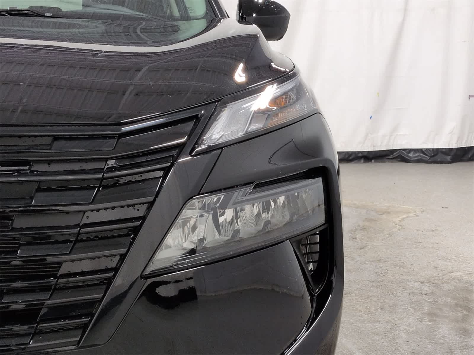 Thumbnail: 2026 Nissan Rogue - 11