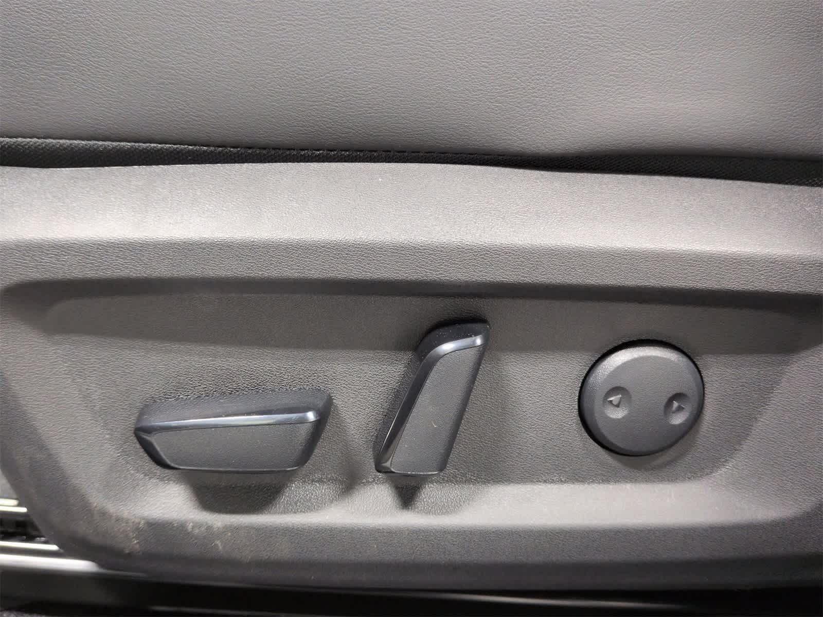 Thumbnail: 2026 Nissan Rogue - 18