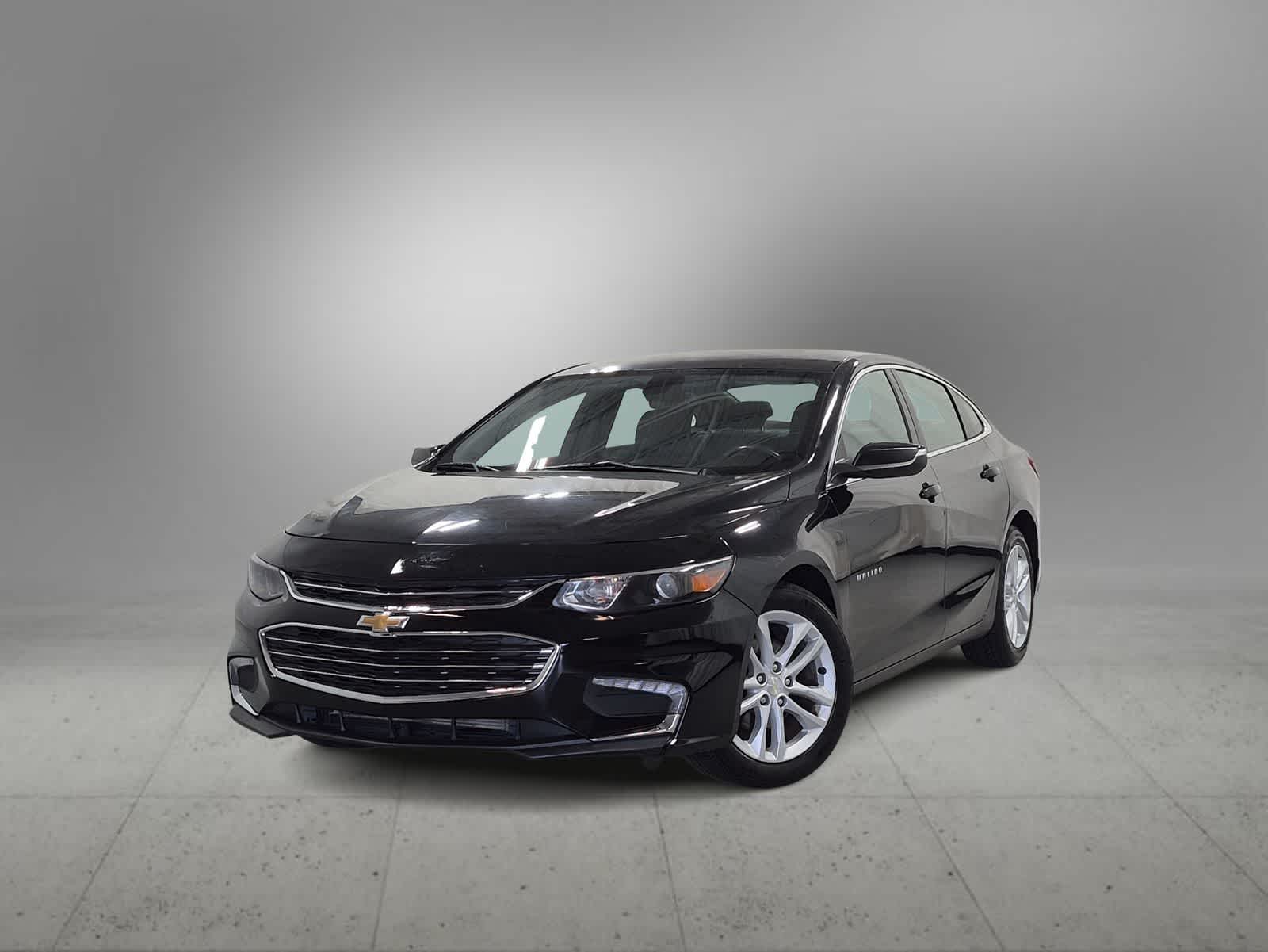Thumbnail: 2018 Chevrolet Malibu - 1