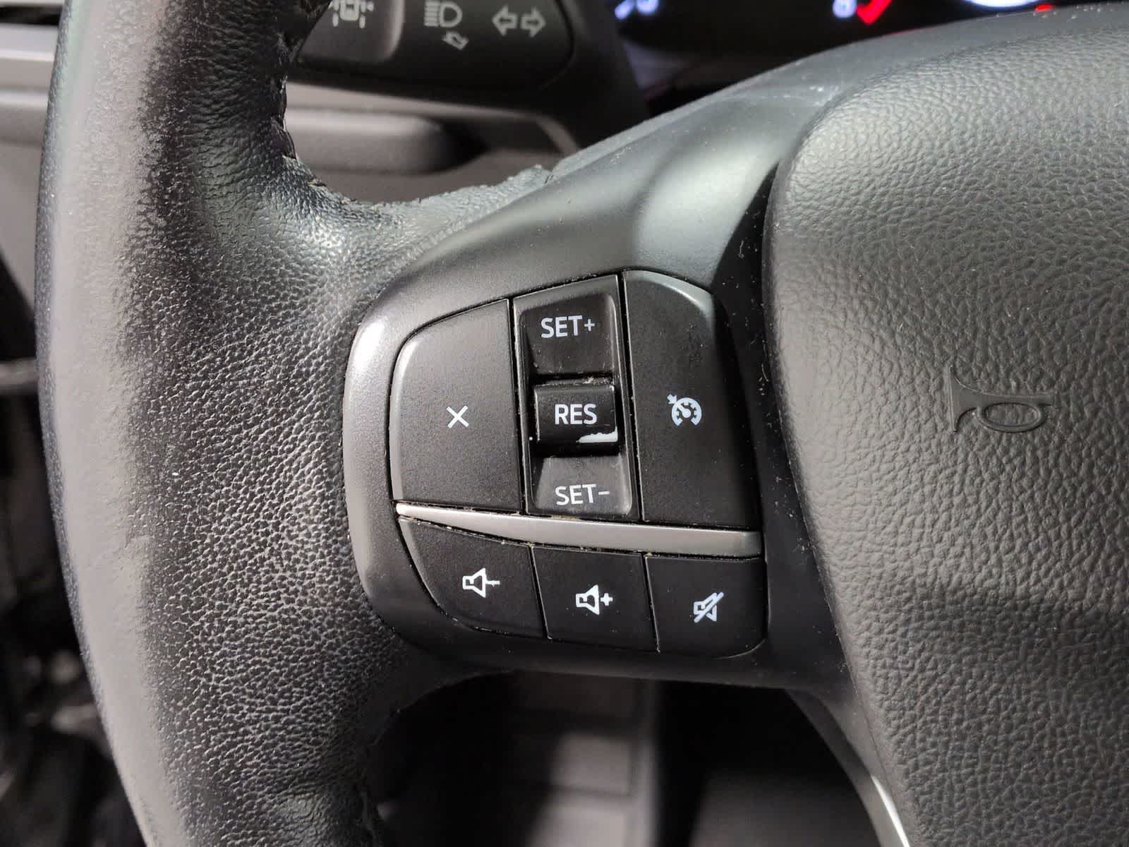 Thumbnail: 2020 Ford Escape - 24