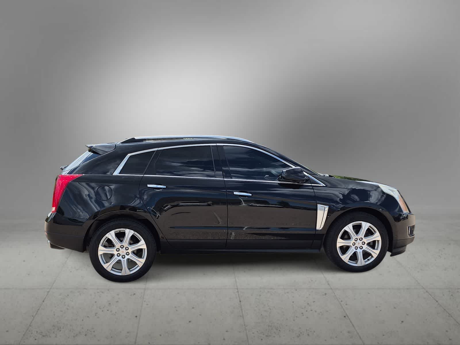 Thumbnail: 2015 Cadillac SRX - 9