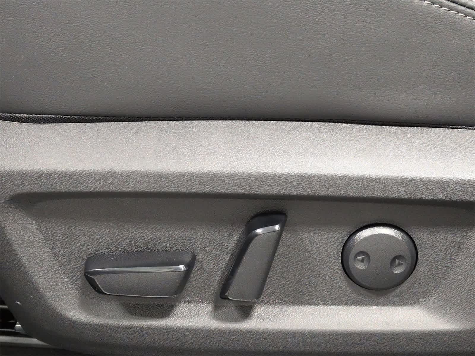 Thumbnail: 2026 Nissan Rogue - 17