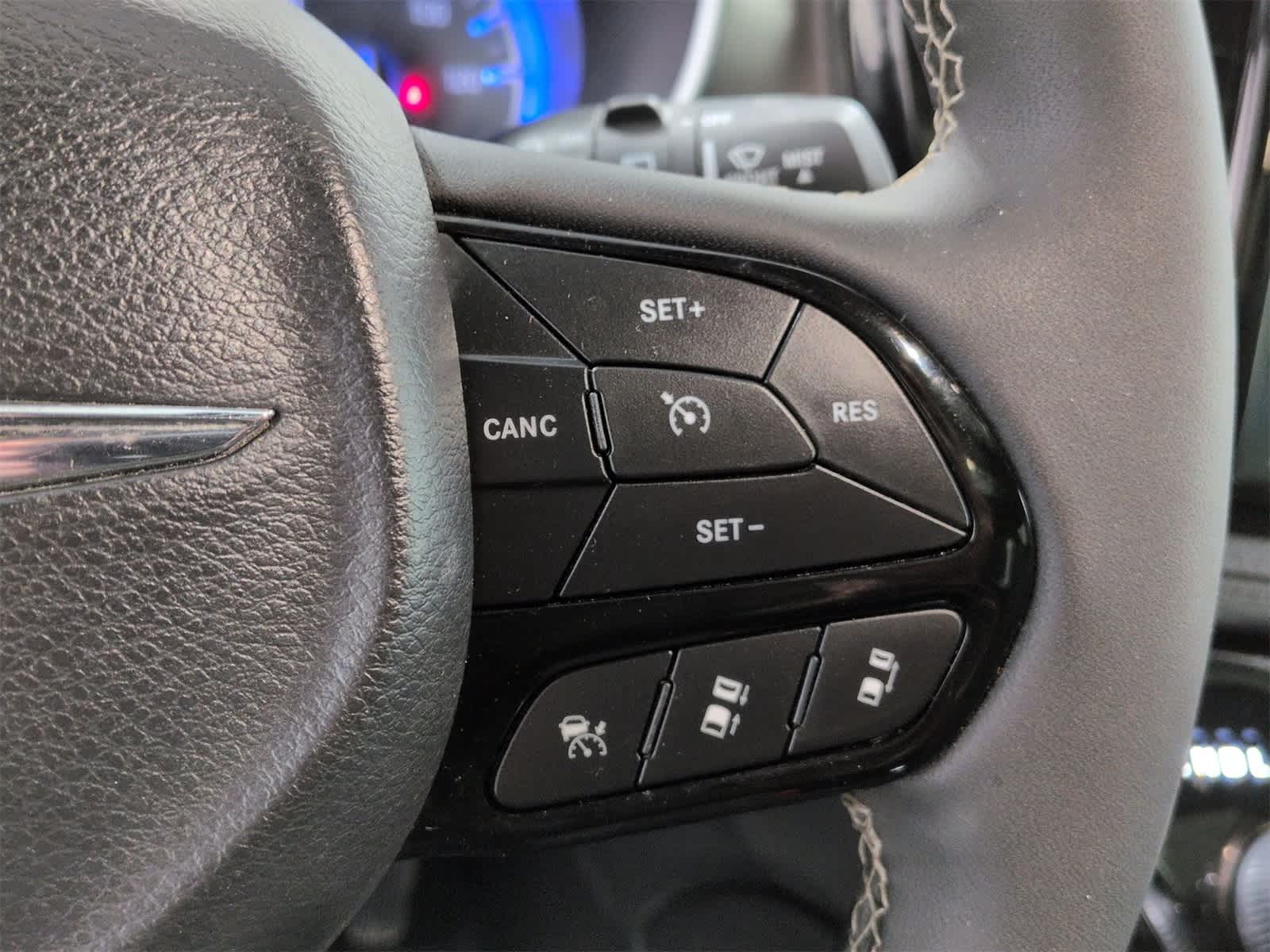 Thumbnail: 2025 Chrysler Pacifica - 27