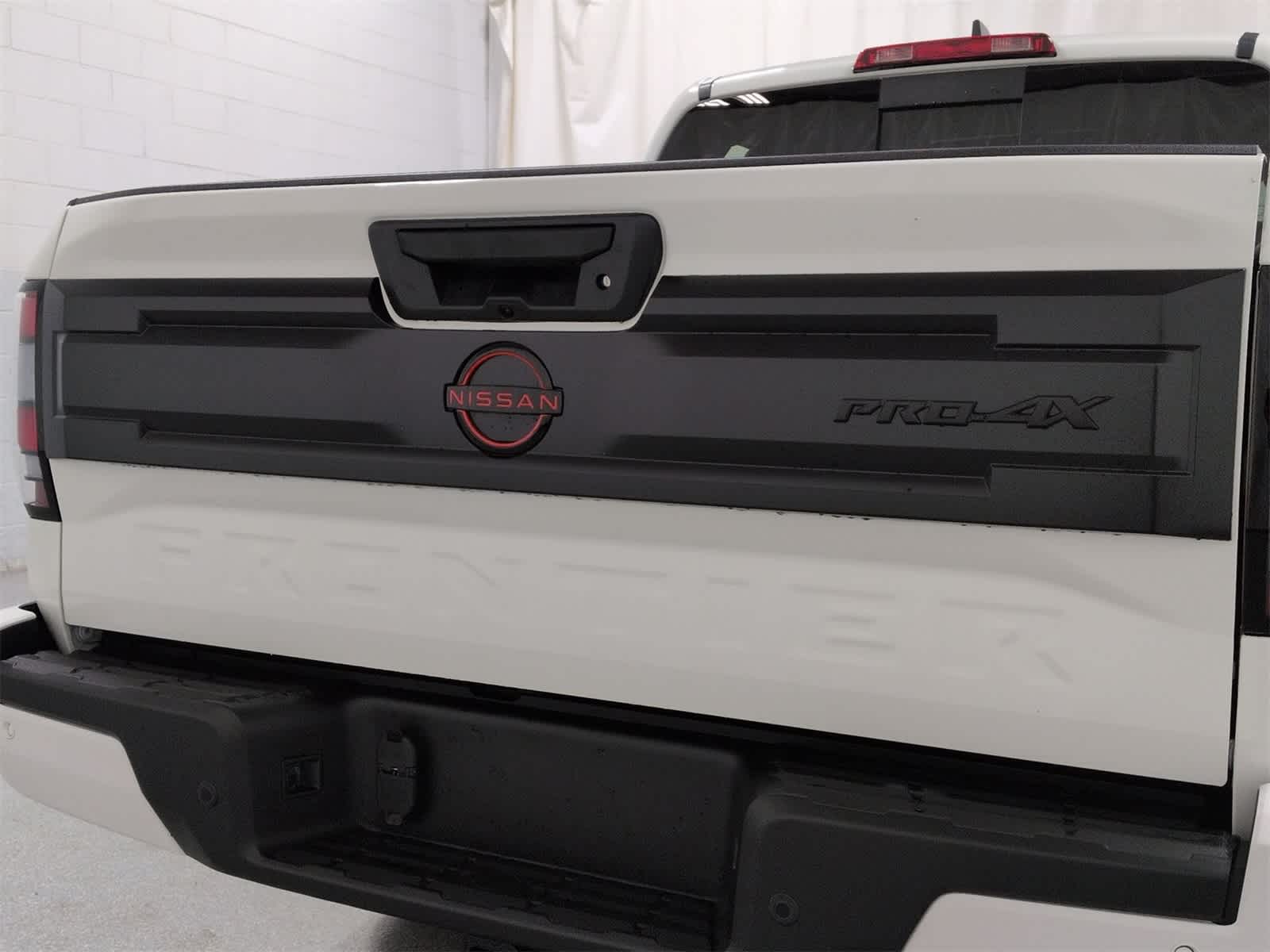 Thumbnail: 2026 Nissan Frontier - 13