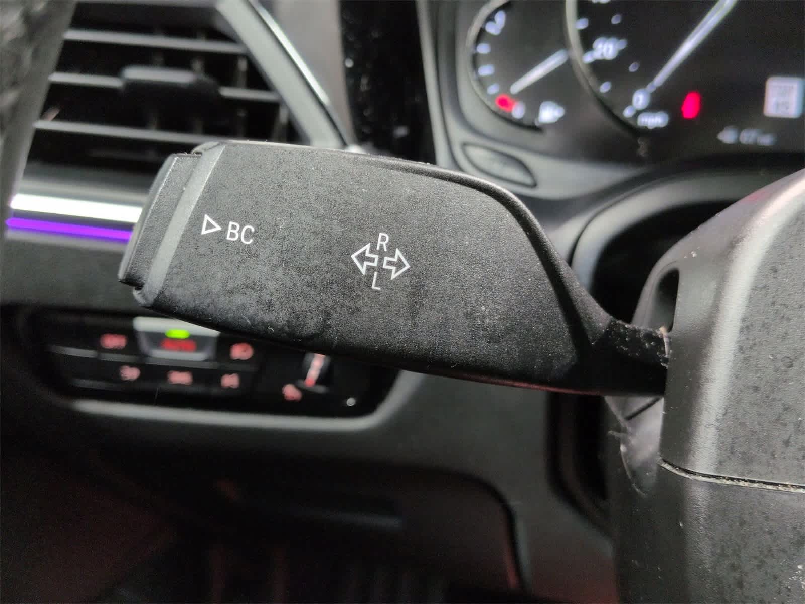 Thumbnail: 2020 BMW 3 Series - 29