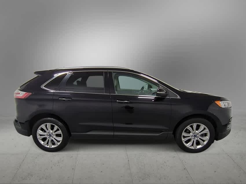 Thumbnail: 2020 Ford Edge - 9
