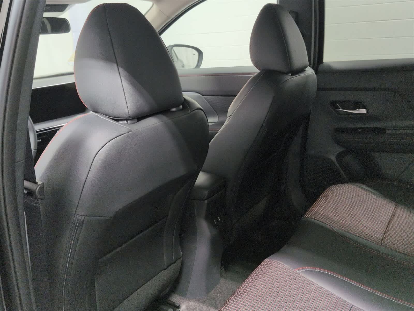 Thumbnail: 2025 Nissan Kicks - 19