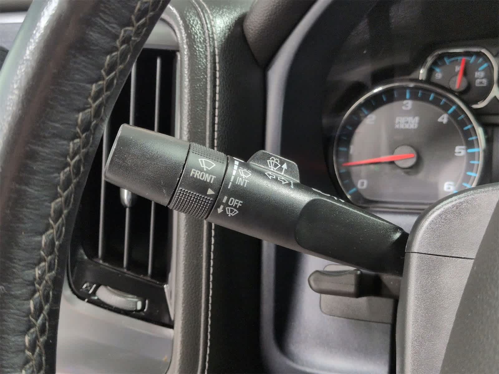 Thumbnail: 2017 Chevrolet Silverado 1500 - 27