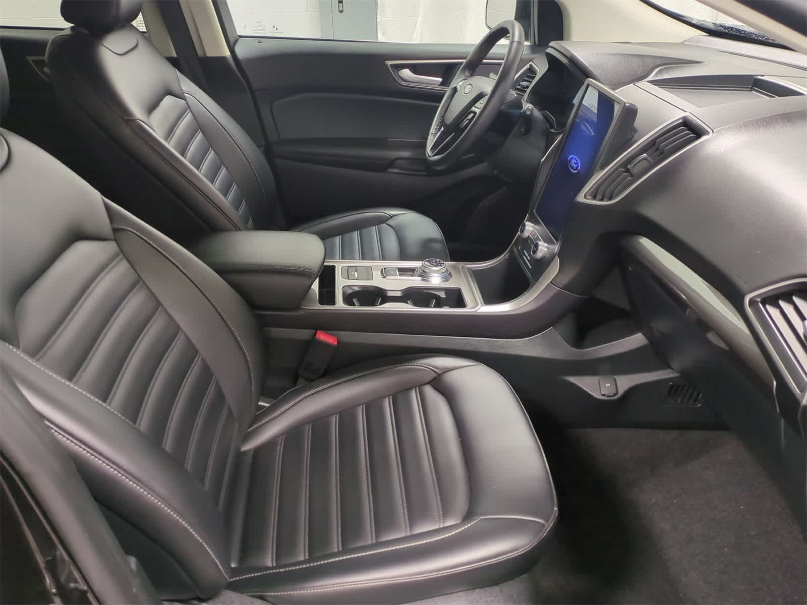 2024 Ford Edge SEL 22