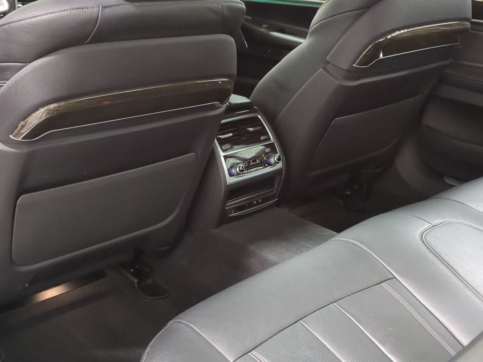 Thumbnail: 2020 BMW 7 Series - 18