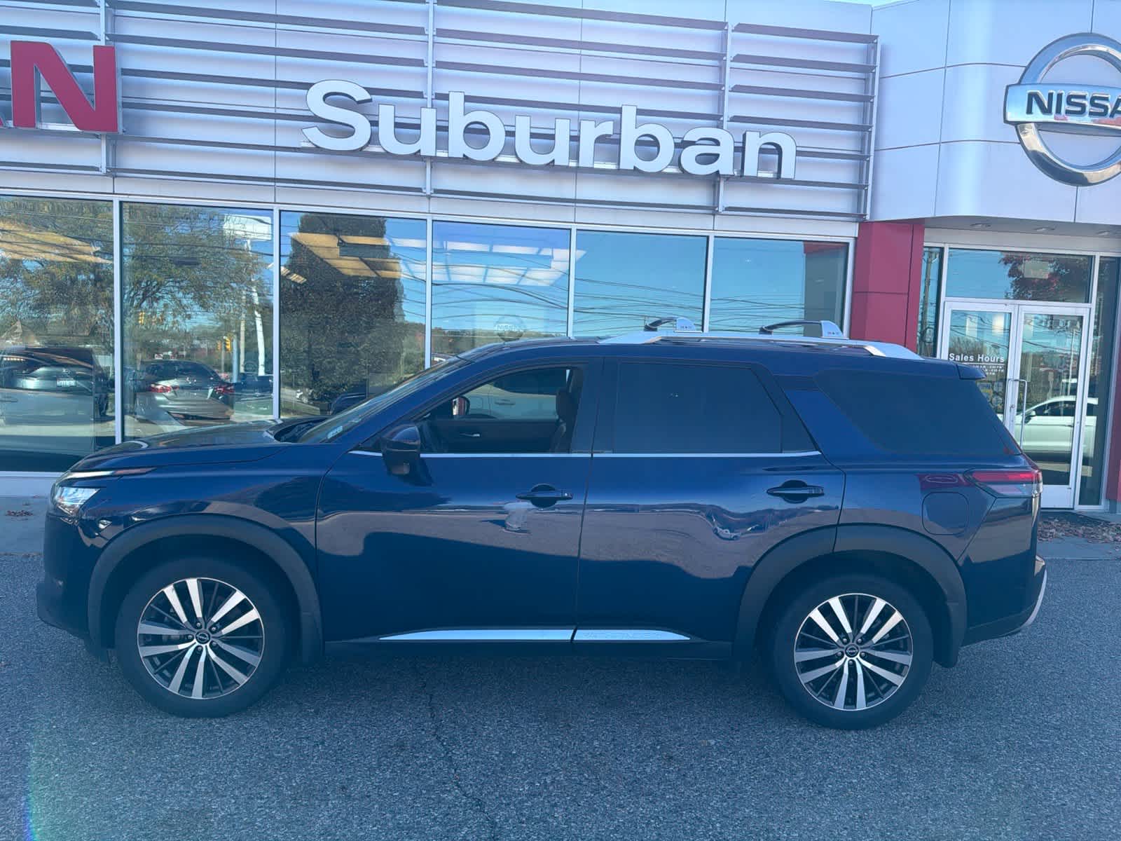 2022 Nissan Pathfinder Platinum