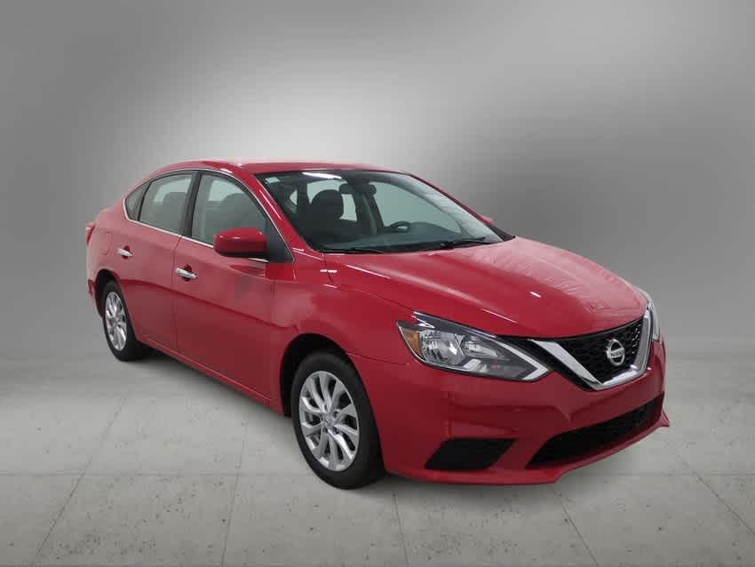 Used 2018 Nissan Sentra SV with VIN 3N1AB7AP0JL635729 for sale in Farmington, MI