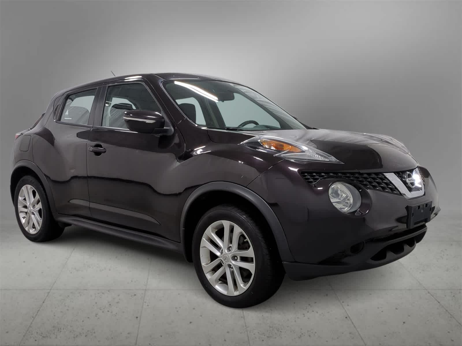 Used 2016 Nissan Juke S with VIN JN8AF5MV8GT654120 for sale in Farmington, MI
