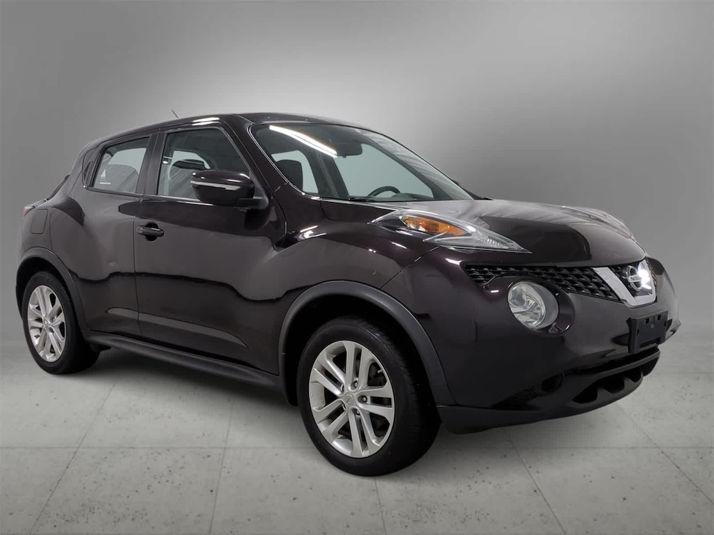 Used 2016 Nissan Juke S SUV