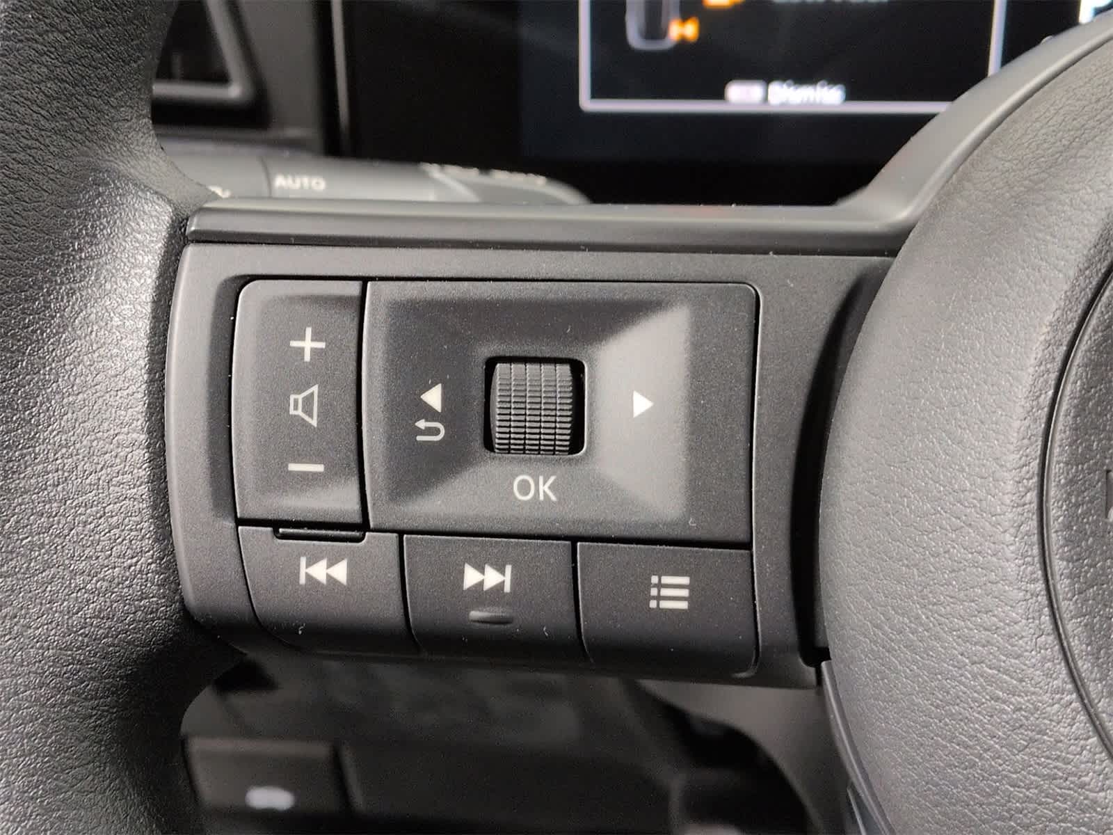 Thumbnail: 2026 Nissan Kicks - 24