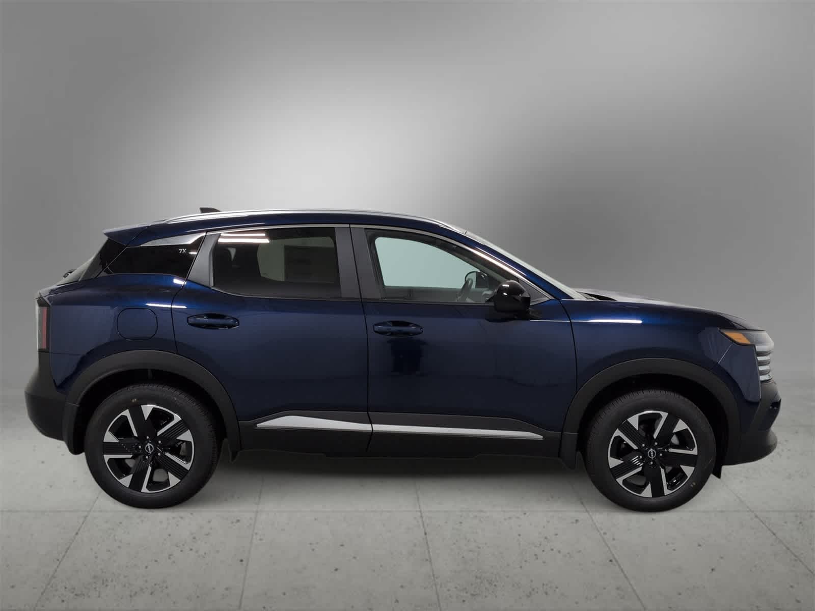 Thumbnail: 2026 Nissan Kicks - 9