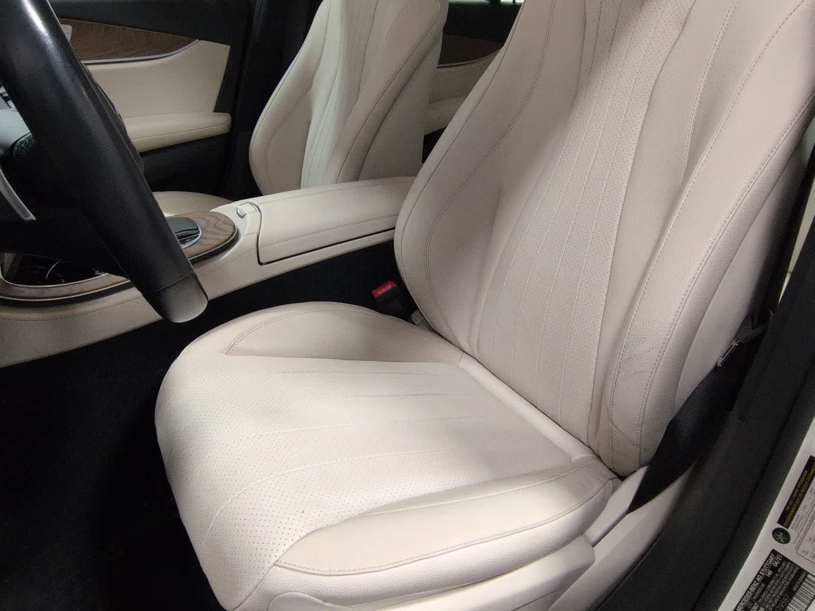 Thumbnail: 2021 Mercedes-Benz E-Class - 17