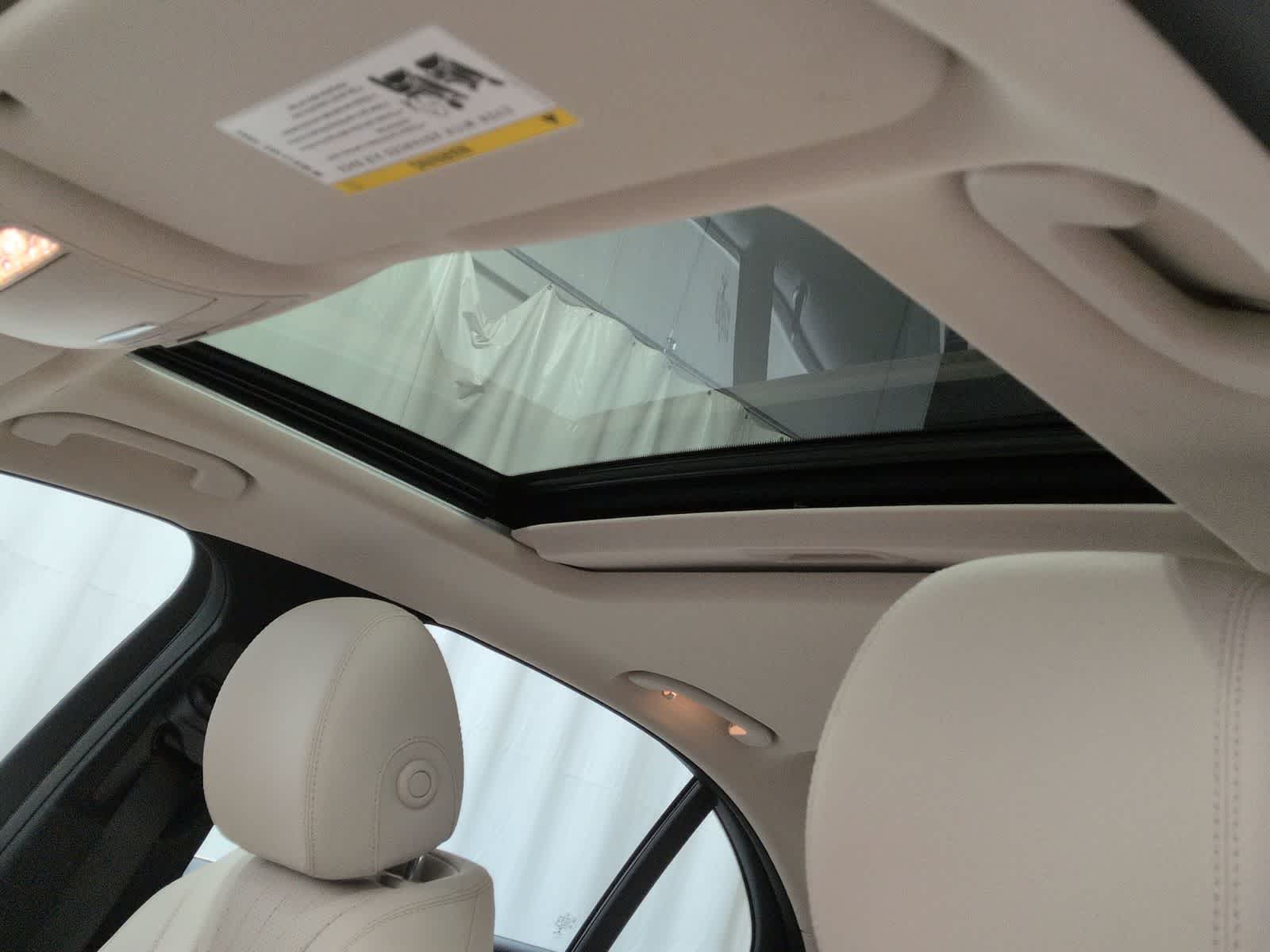 Thumbnail: 2021 Mercedes-Benz E-Class - 20