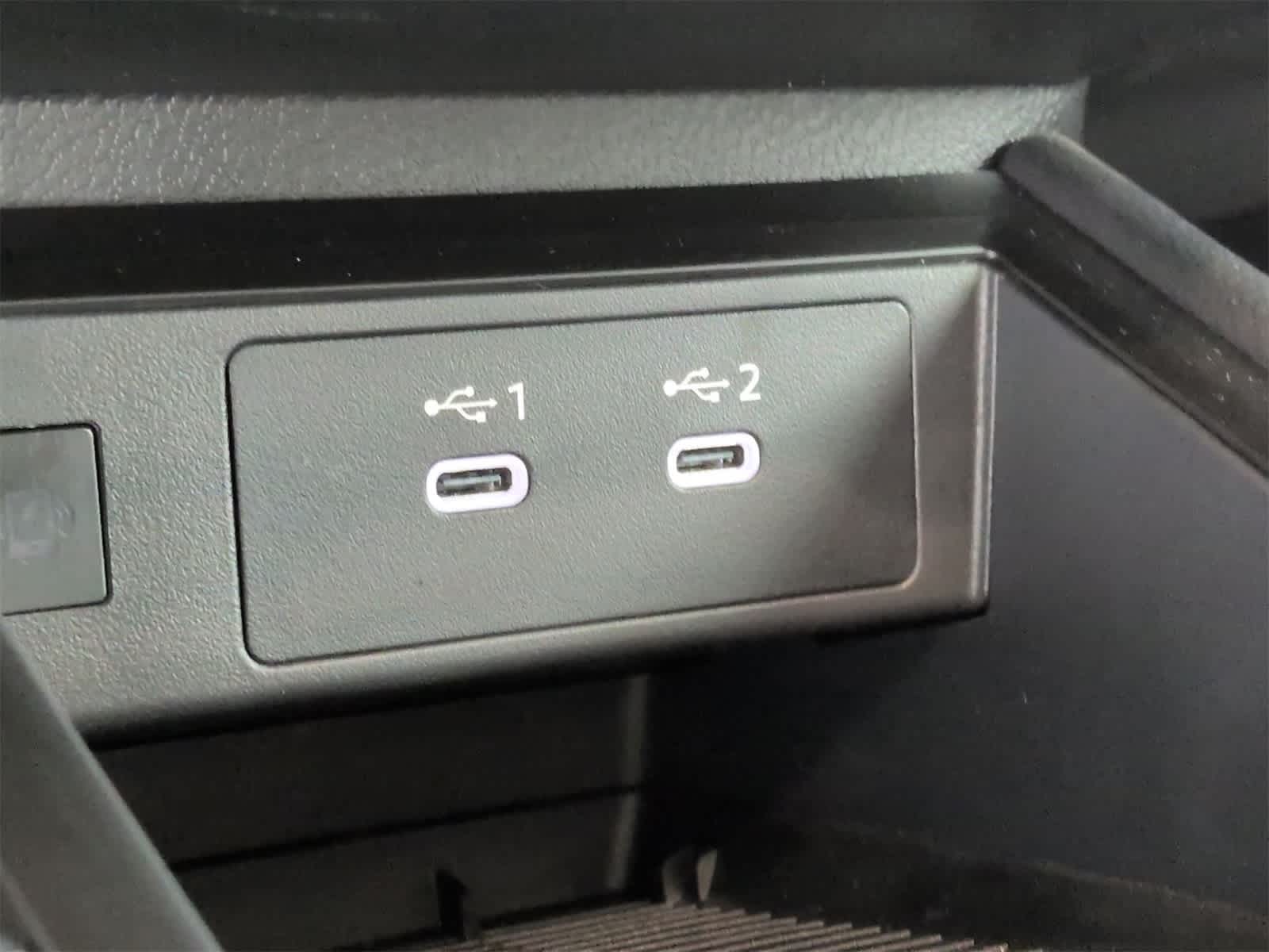 Thumbnail: 2025 Nissan Kicks - 31