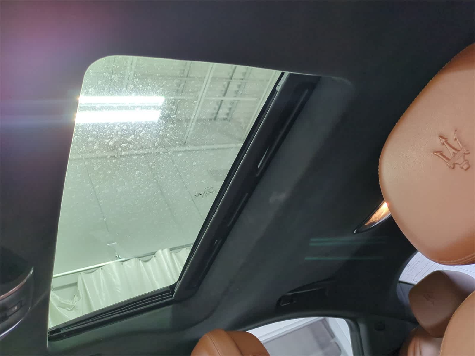 Thumbnail: 2014 Maserati Ghibli - 18