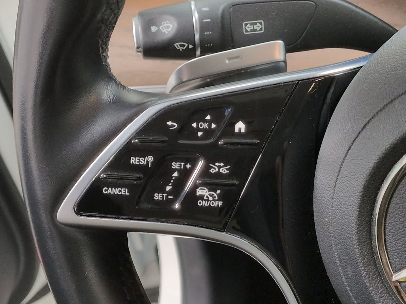 Thumbnail: 2021 Mercedes-Benz E-Class - 26