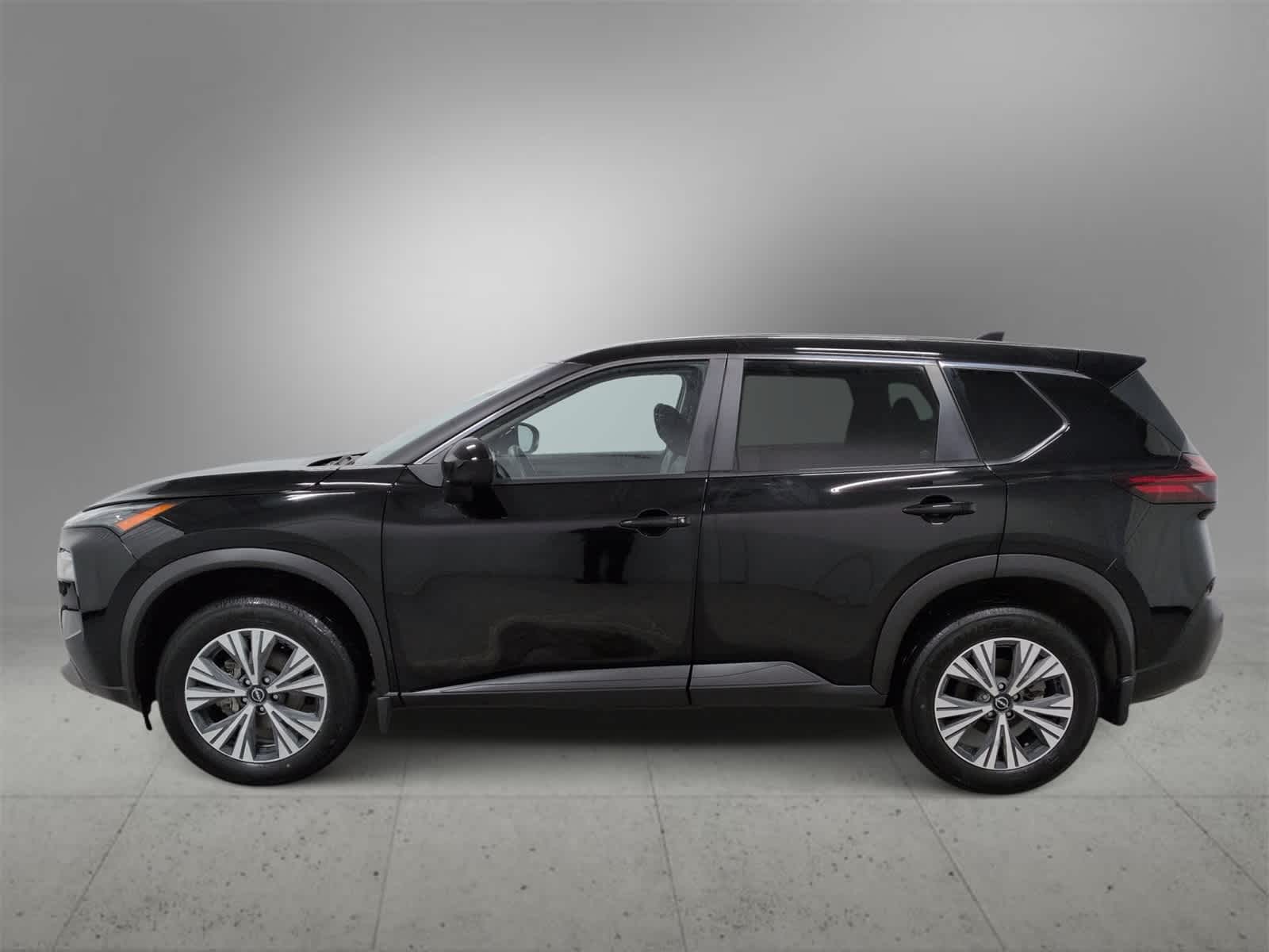 Thumbnail: 2023 Nissan Rogue - 5
