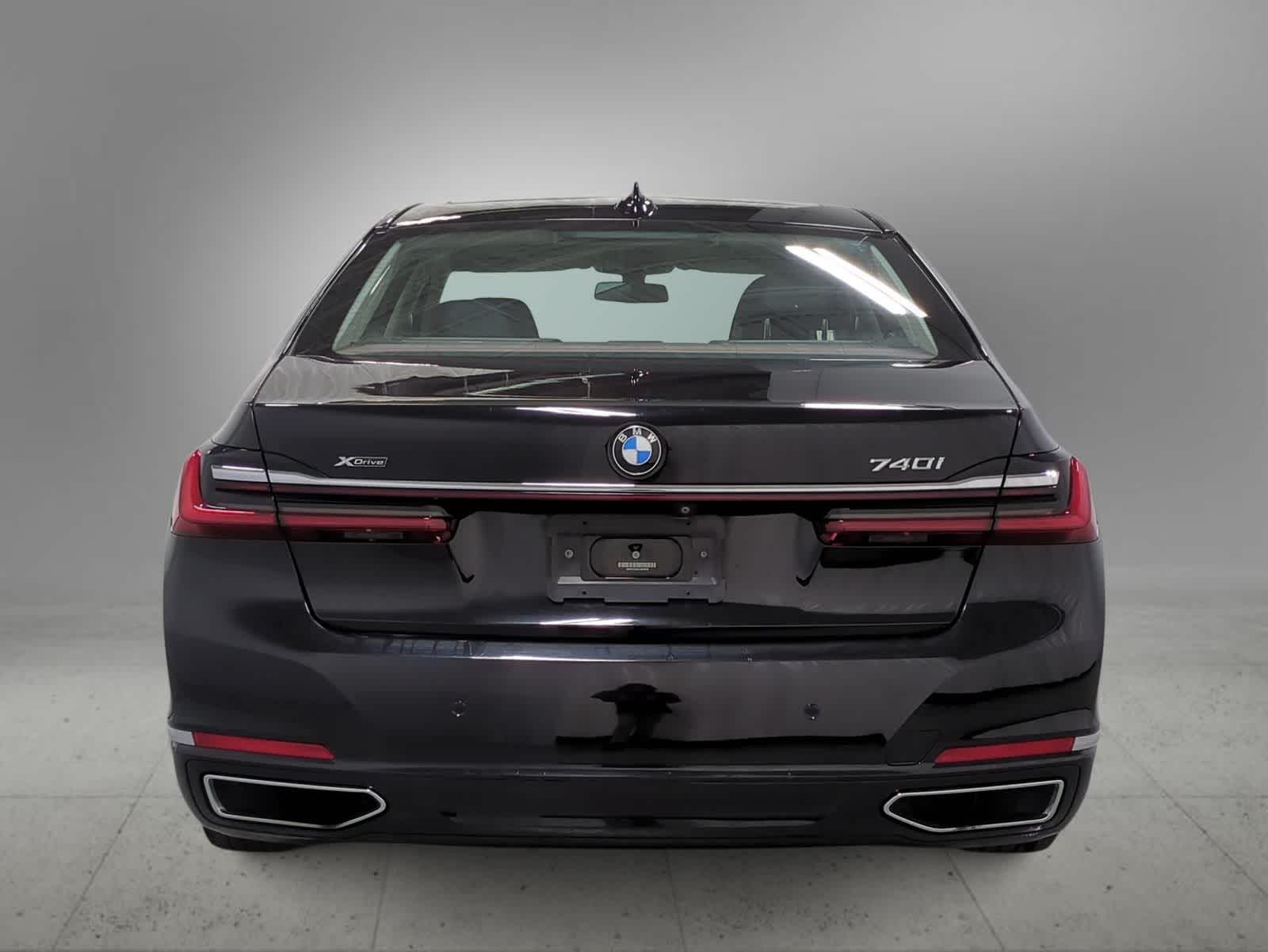 Thumbnail: 2020 BMW 7 Series - 7