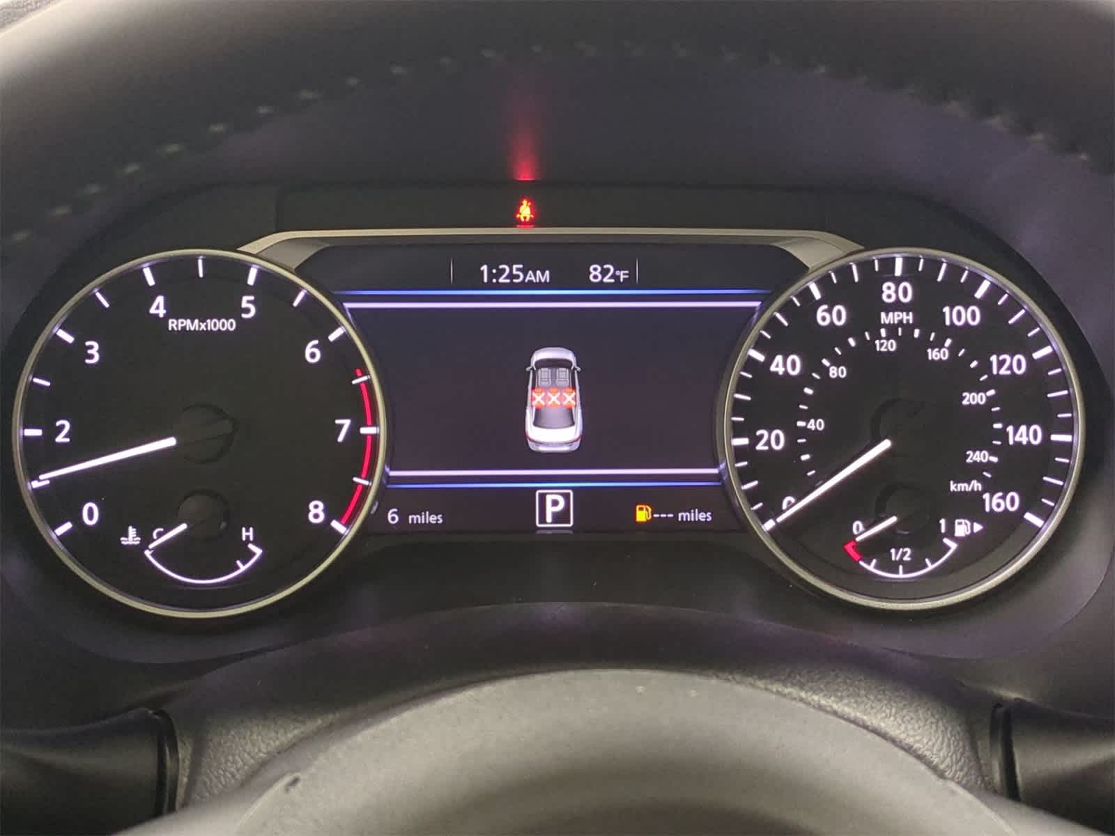 Thumbnail: 2025 Nissan Sentra - 32