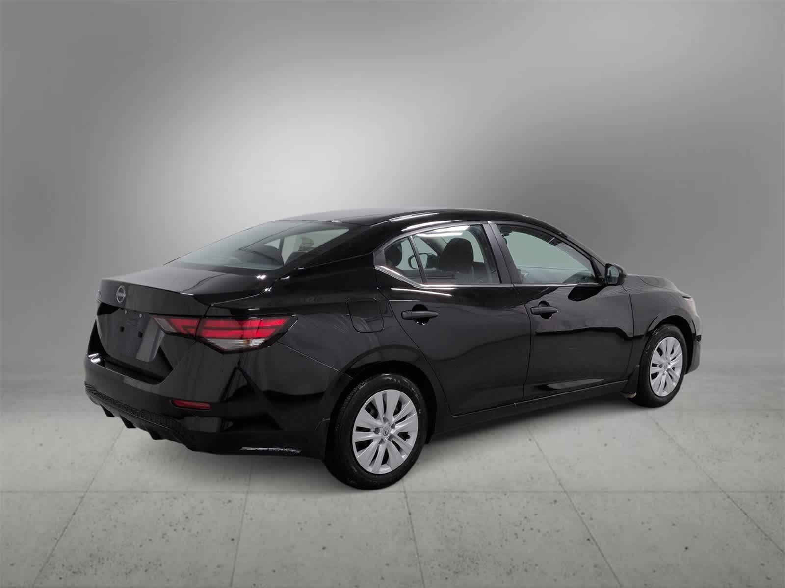 Thumbnail: 2025 Nissan Sentra - 8