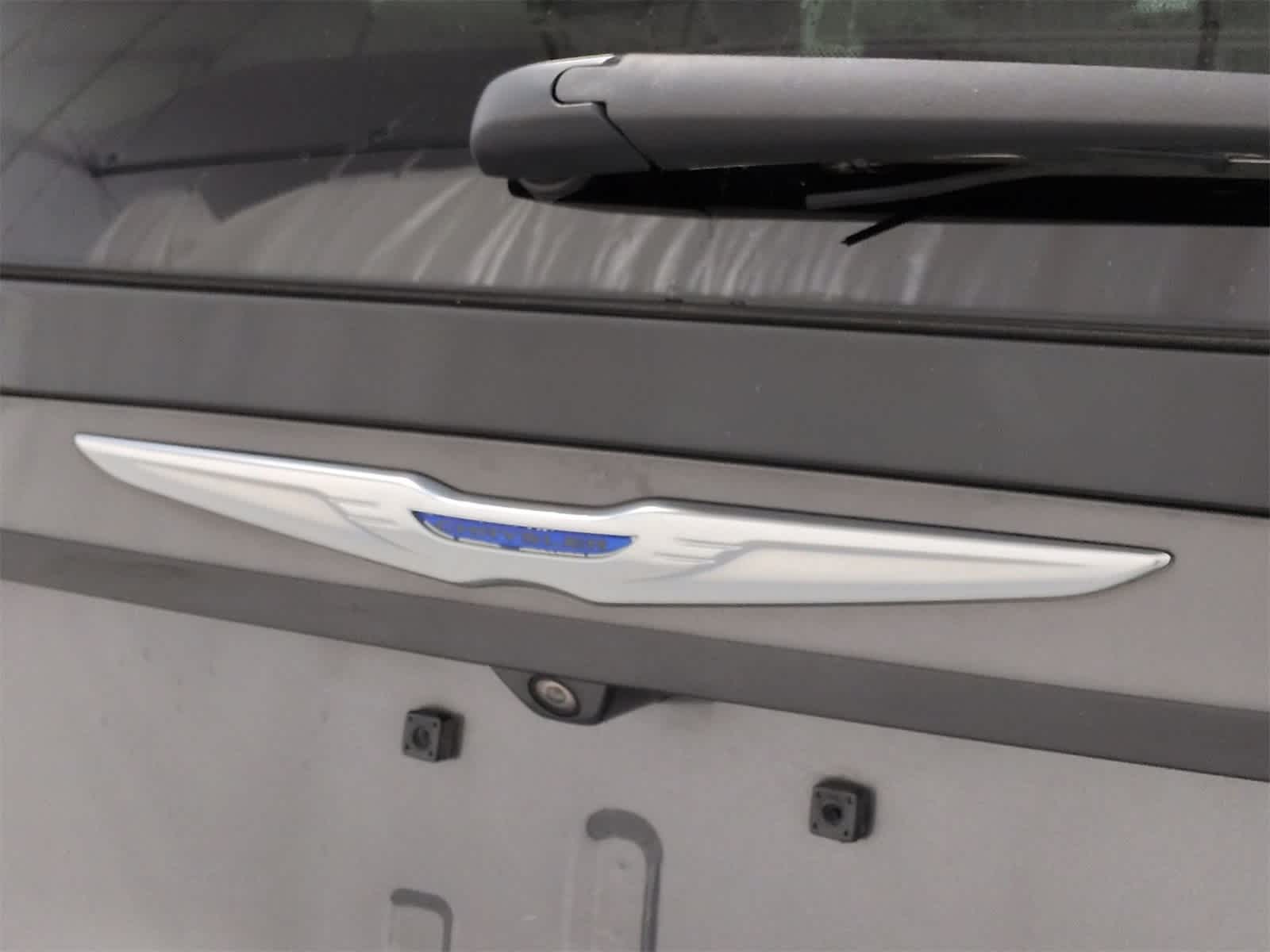 Thumbnail: 2018 Chrysler Pacifica - 13