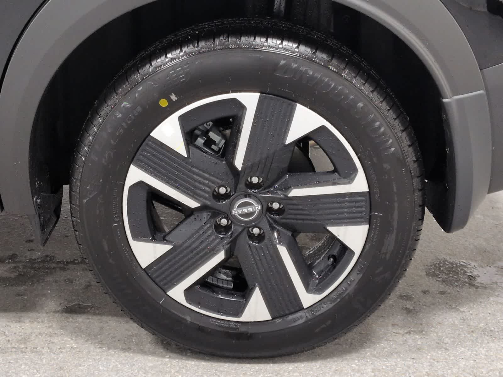 Thumbnail: 2026 Nissan Kicks - 13