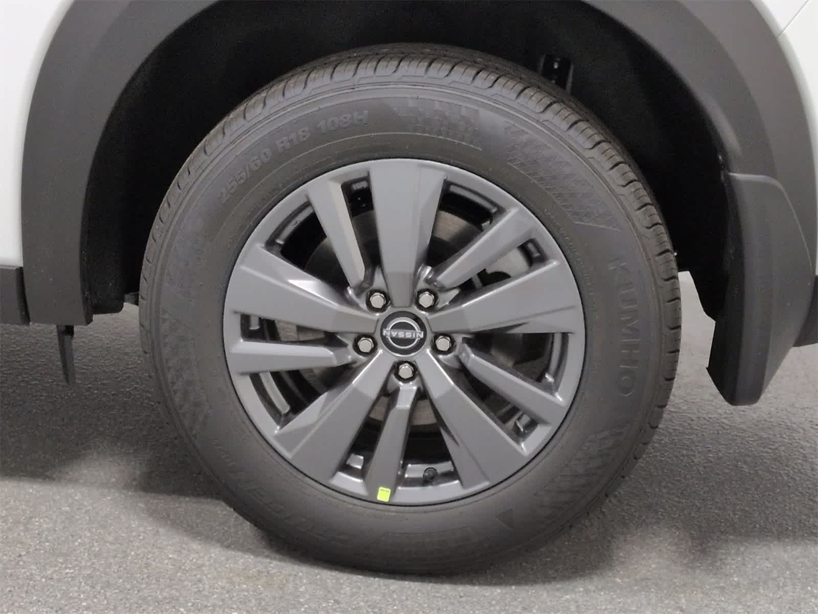 Thumbnail: 2025 Nissan Pathfinder - 14