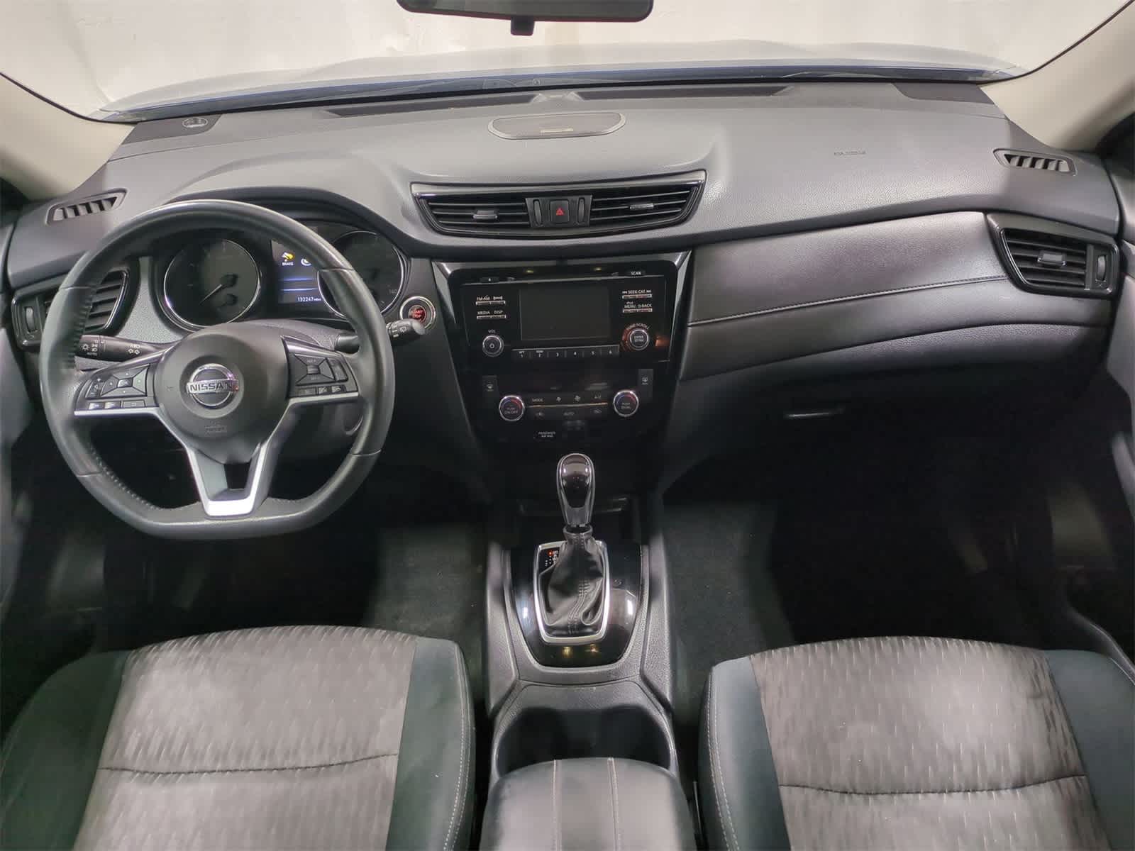 Thumbnail: 2017 Nissan Rogue - 14