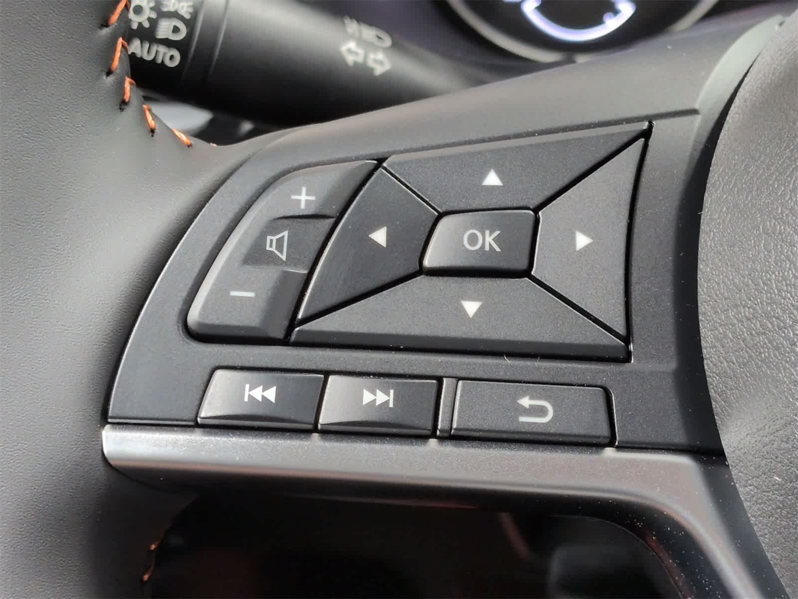 Thumbnail: 2025 Nissan Sentra - 24