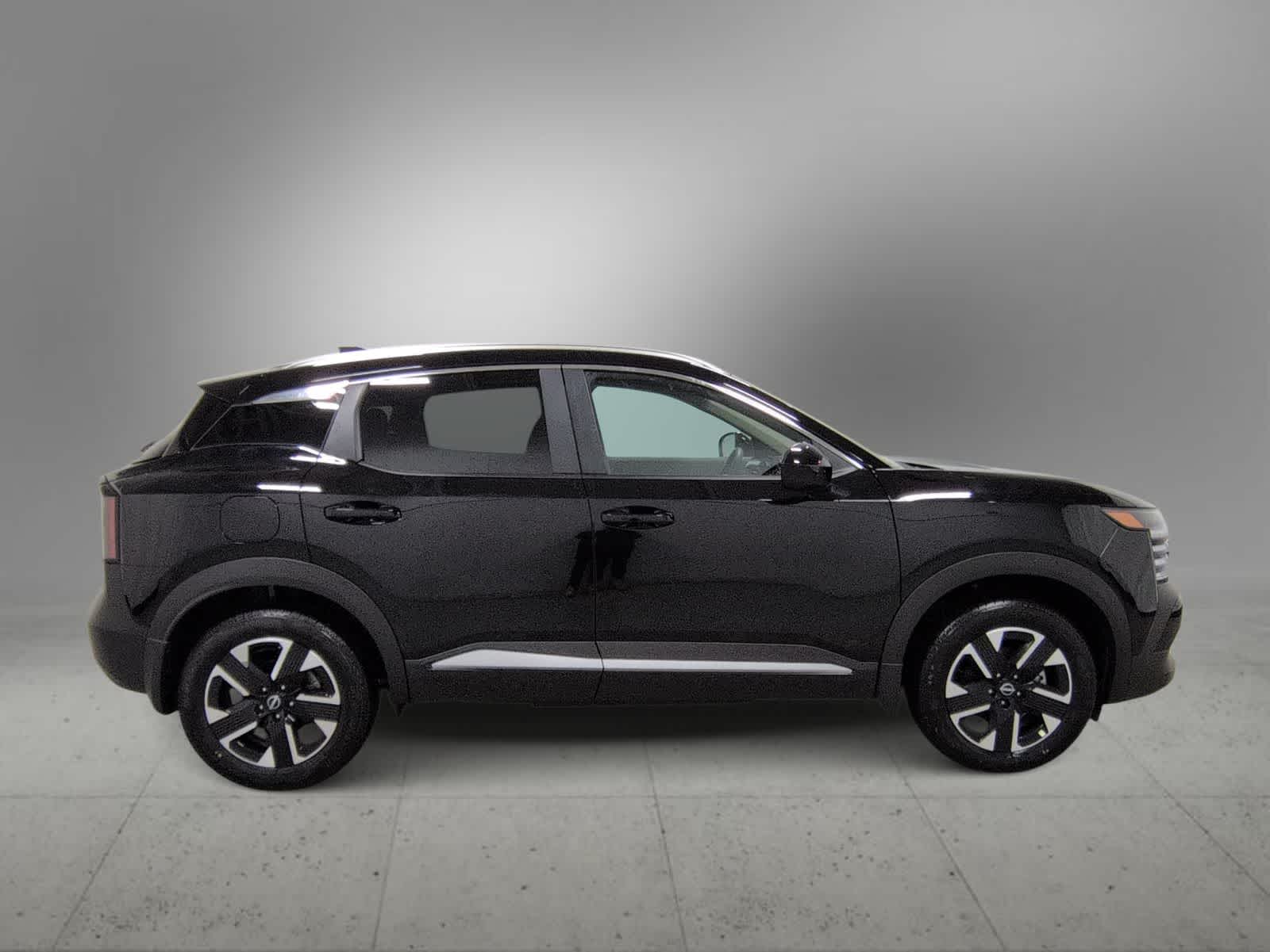 Thumbnail: 2026 Nissan Kicks - 8
