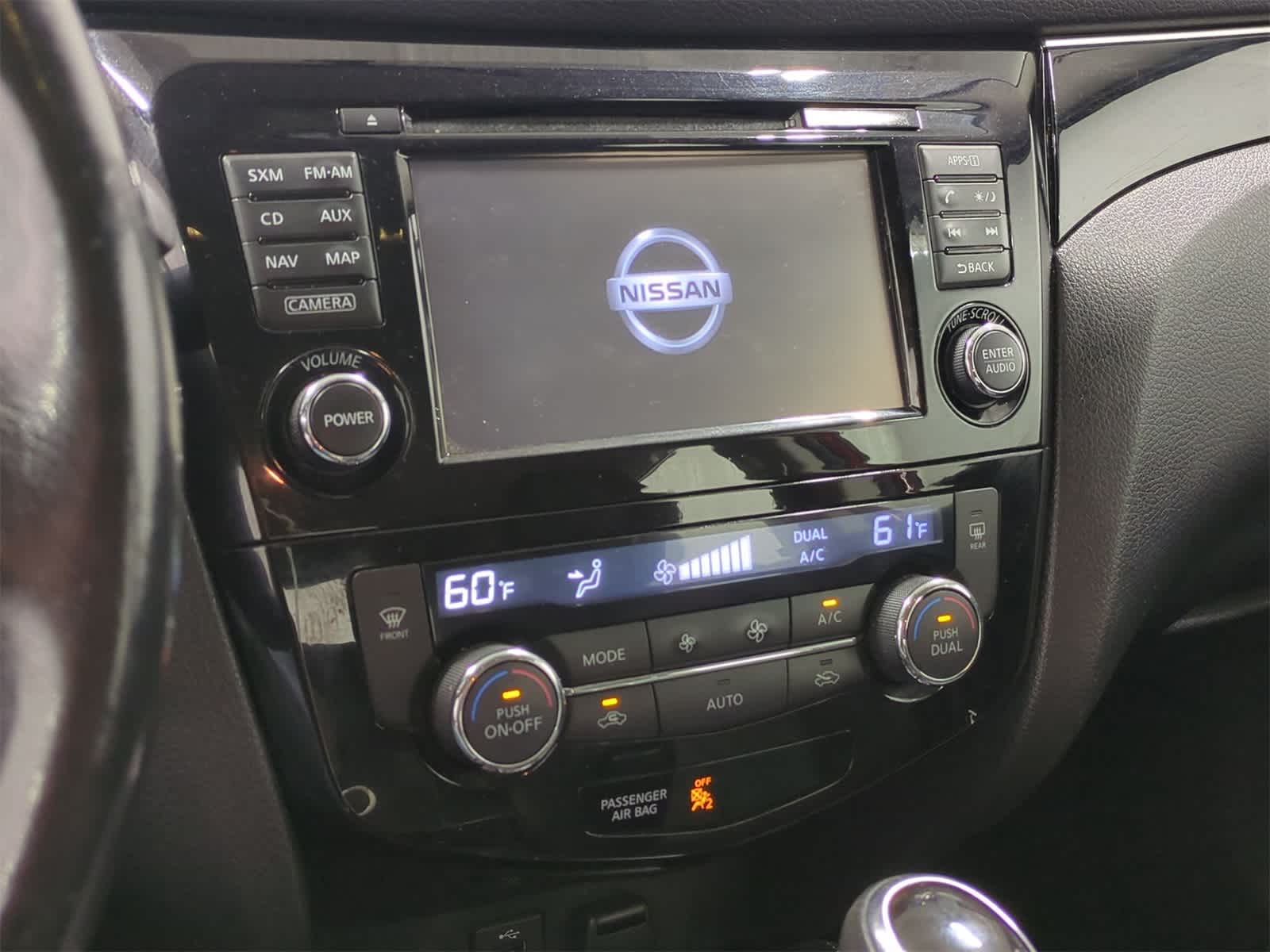 Thumbnail: 2018 Nissan Rogue Sport - 27