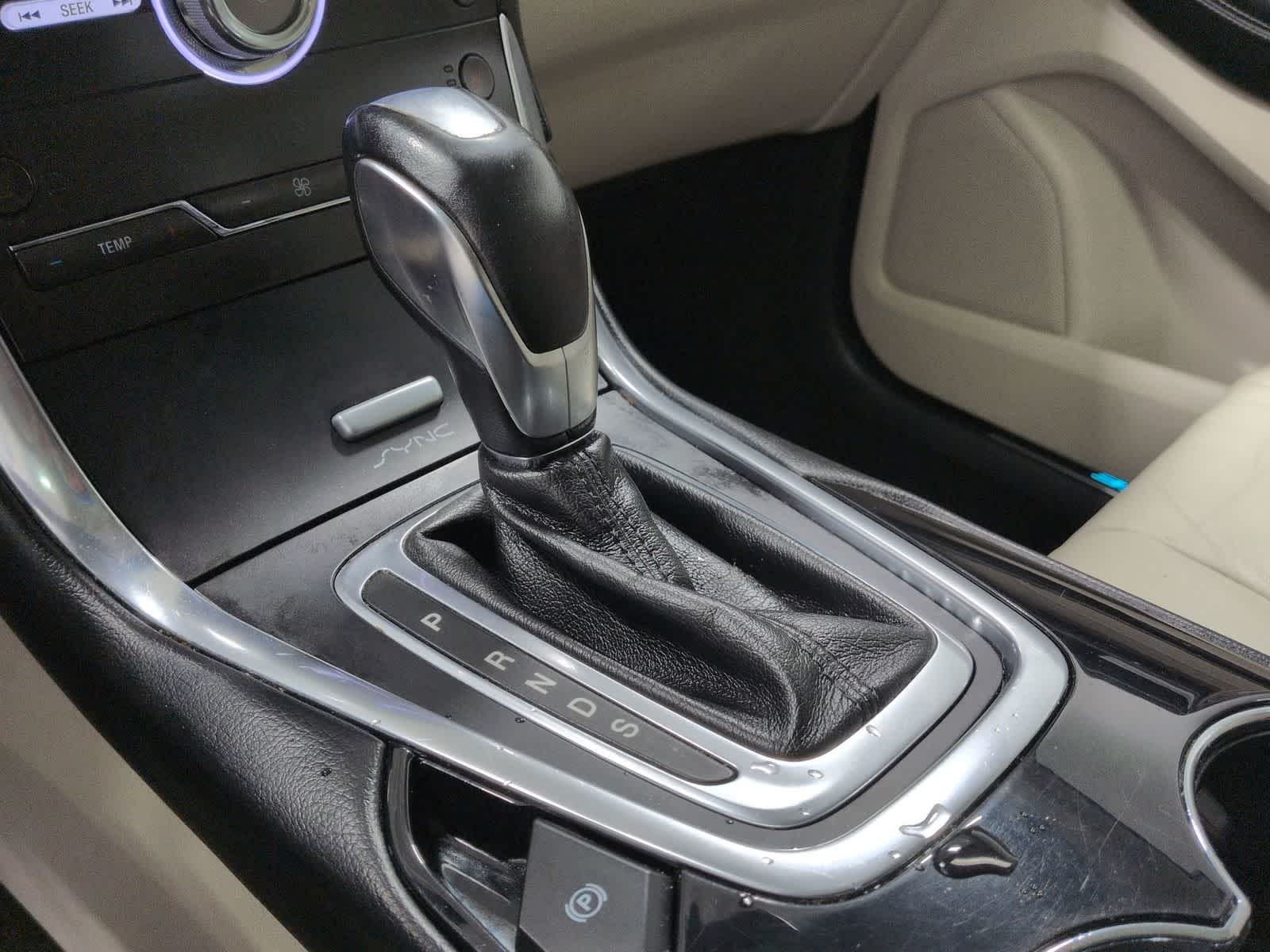 Thumbnail: 2017 Ford Edge - 33